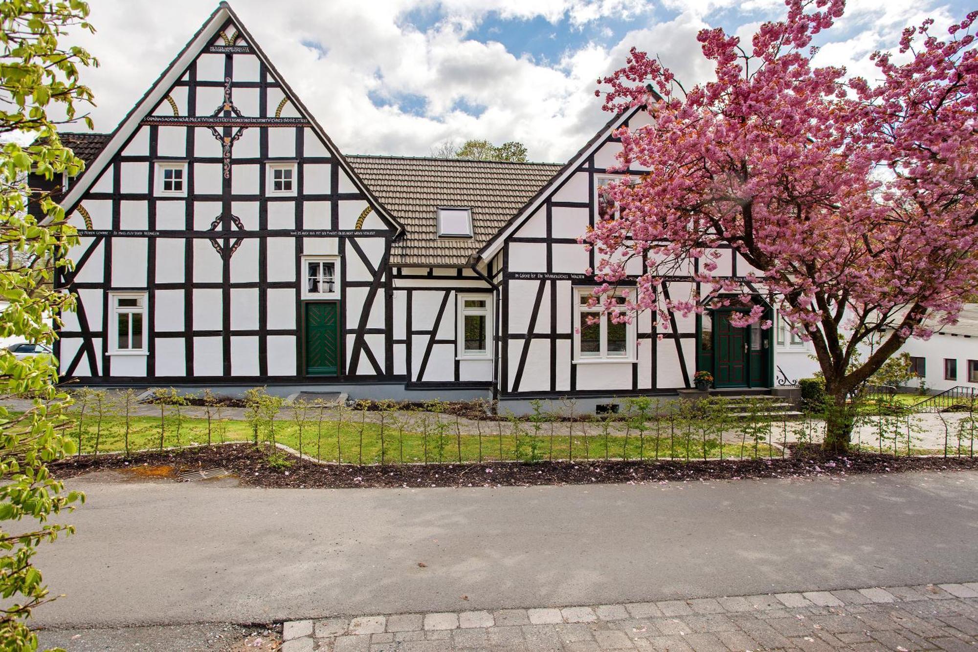 Gut Vasbach Ferienwohnungen Kirchhundem Exterior foto
